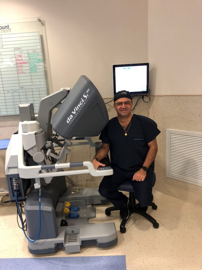 Dr. Mahesh K Dhanjee | Best Urologist in Dubai