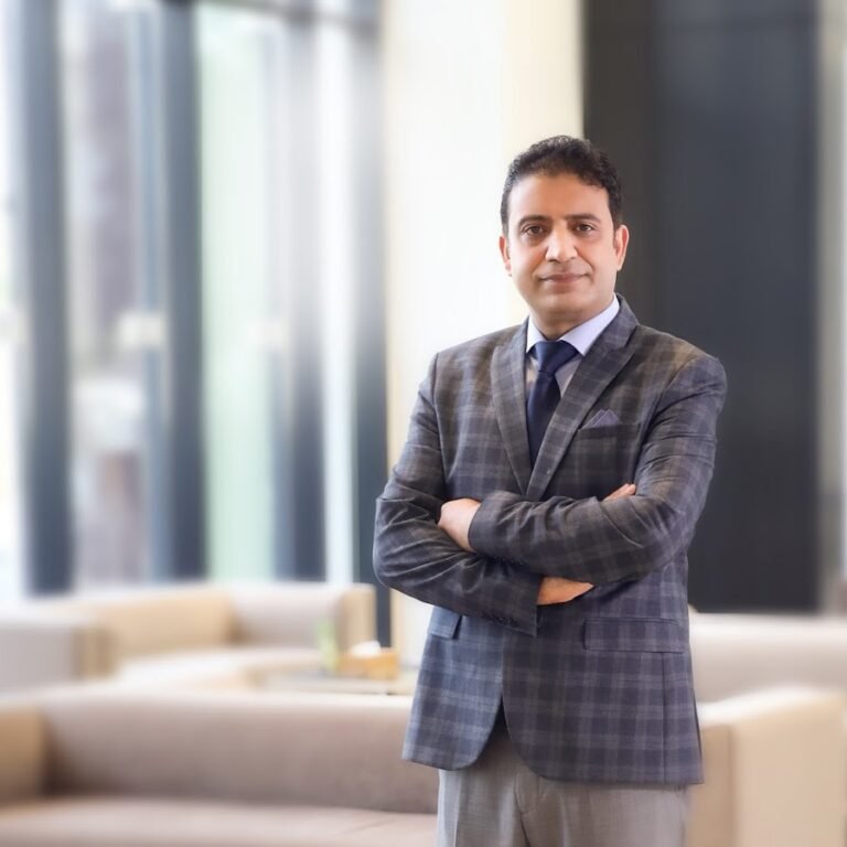 𝐃𝐫. 𝐘𝐚𝐬𝐦𝐞𝐞𝐧 𝐀𝐣𝐚𝐳 MD,FACE,FRCP