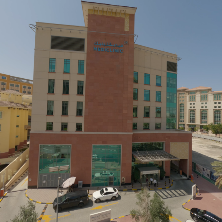 𝐃𝐫. 𝐒𝐡𝐚𝐡𝐞𝐞𝐧𝐚𝐡 𝐃𝐚𝐰𝐨𝐨𝐝