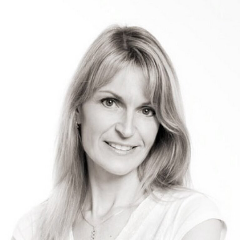 Beverley Palmer – Expert Osteopath for TMJ & Joint Pain Dubai