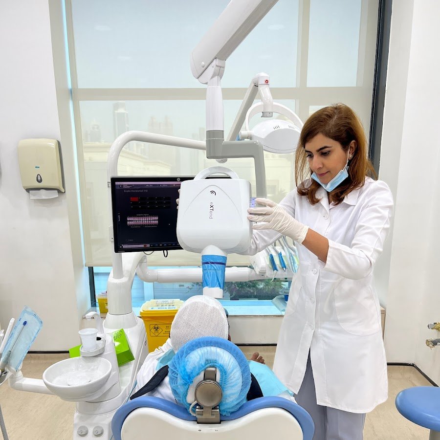 Dr. Amineh Razavian Dentist-Orthodontist
