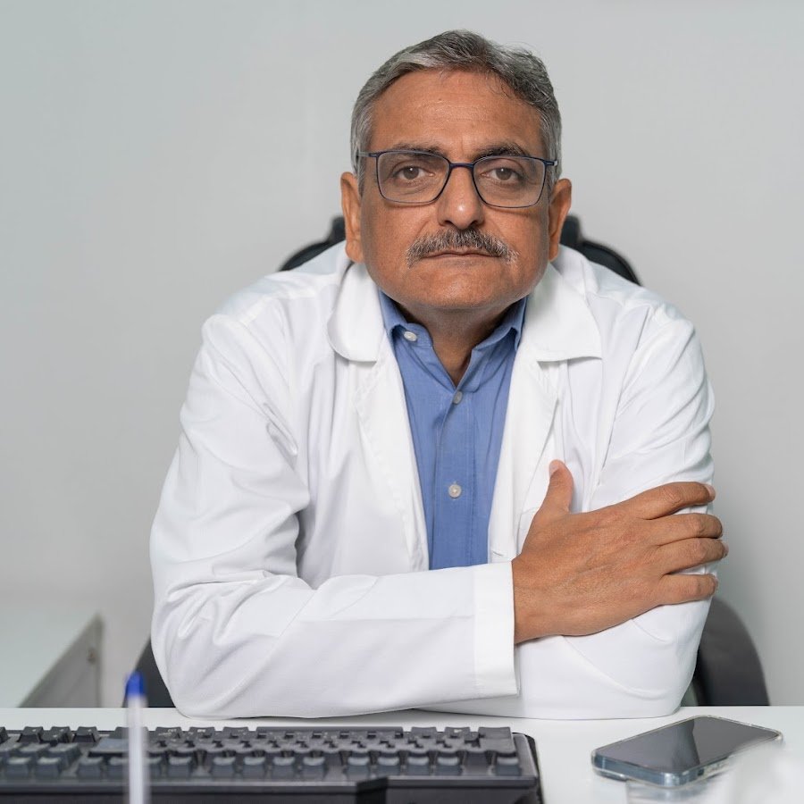 Dr. Ashok Gupta Vascular Surgeon in Dubai Varicose Veins Foam-Sclerotherapy-DVT-EVLT-RFA-Lower Limb Vascular Care