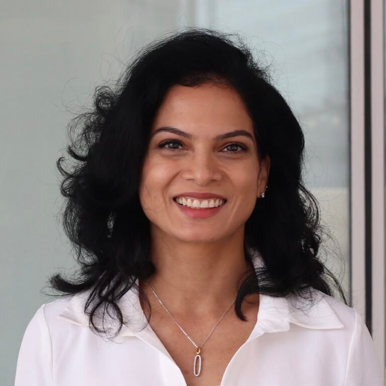 Dr Deepti Gupta ,Orthodontist in Abu Dhabi, UAE