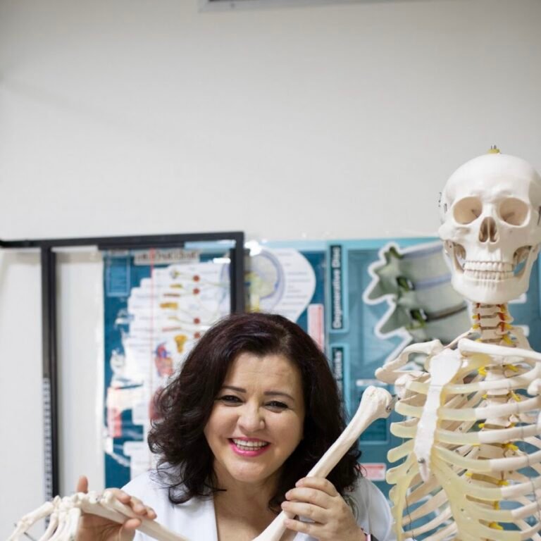 Dr. Neda Nafei