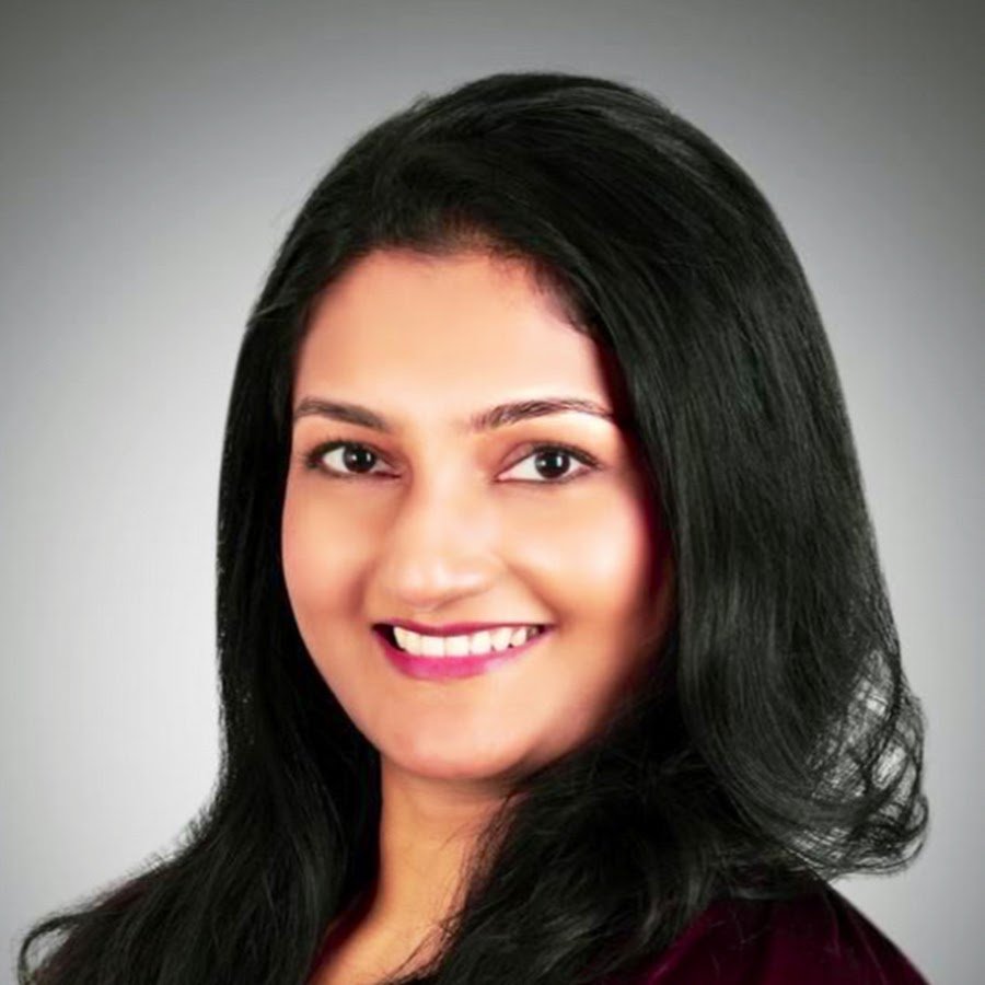 Dr. Reeja Moideen | Orthodontist | aligners | Invisalign | braces
