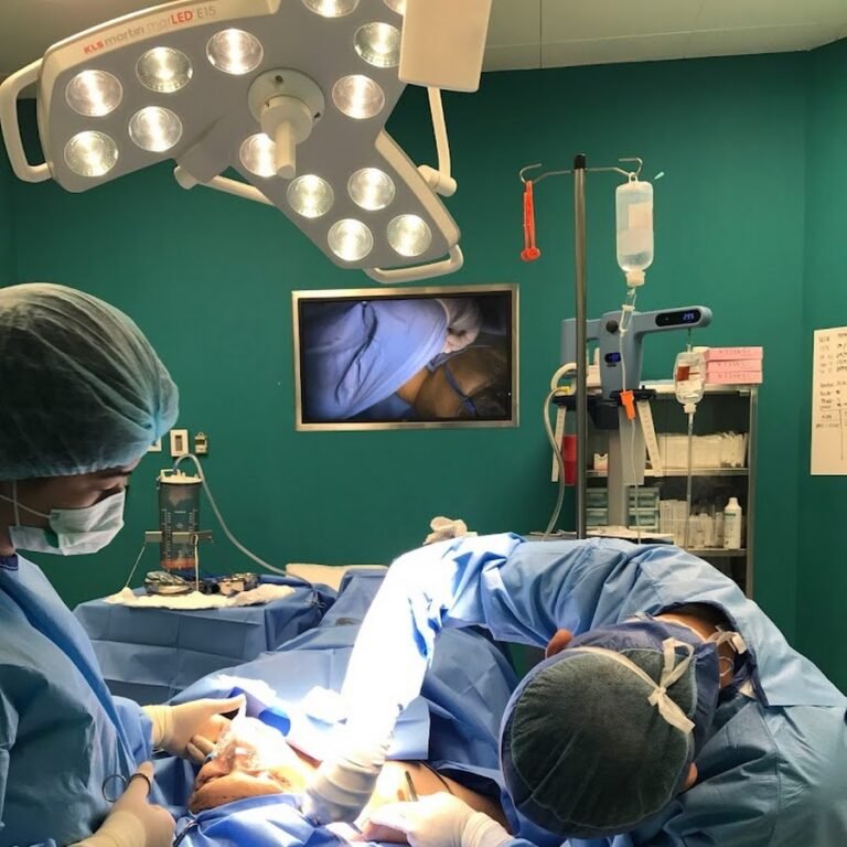 Gynecomastia Clinic Dubai – Gynecomastia Surgery in Dubai | Best Gynecomastia Surgeon in Dubai | Gyno Surgery Dubai