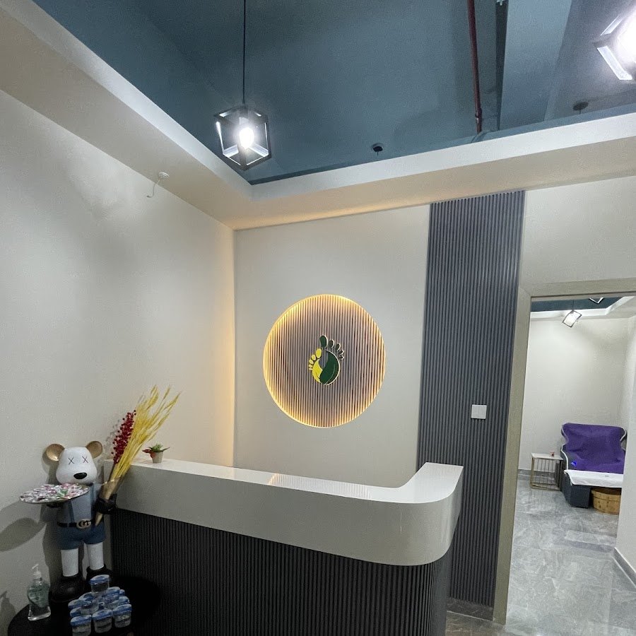 Just Relax health therapeutic massage JVC Dubai