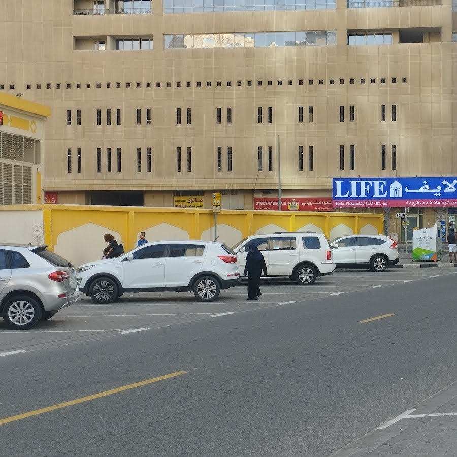 LIFE Pharmacy – Sahara Centre