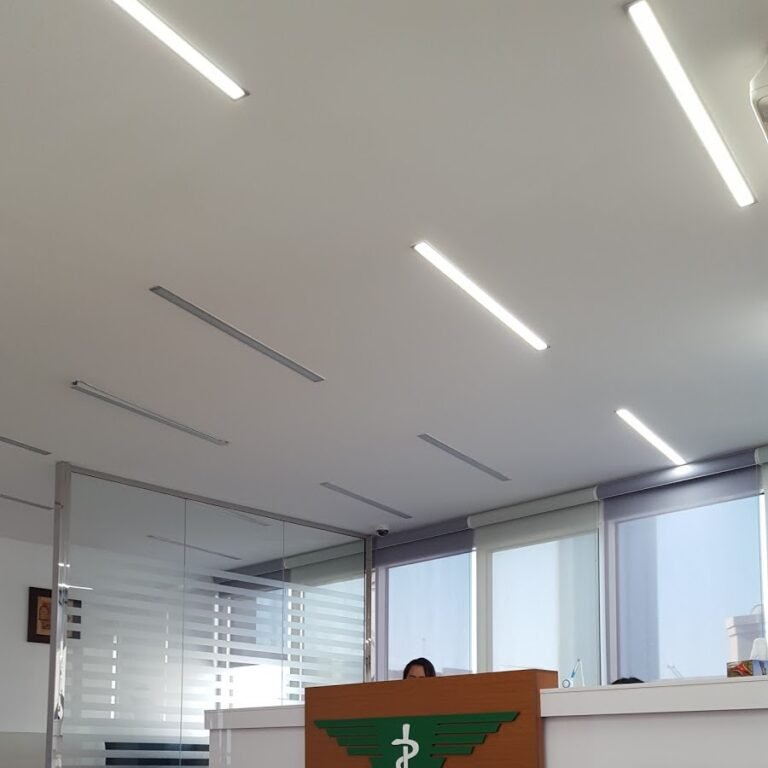 Medica Dentist