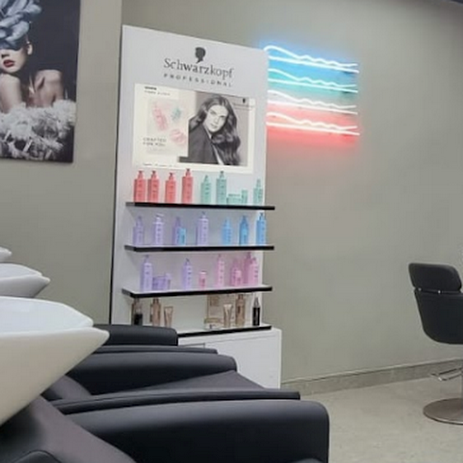 Mike & Kals Ladies Salon