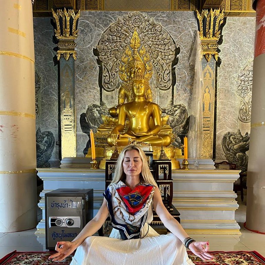 Ramona Pop – Spiritual Psychology Coach, Global Speaker & Mentor