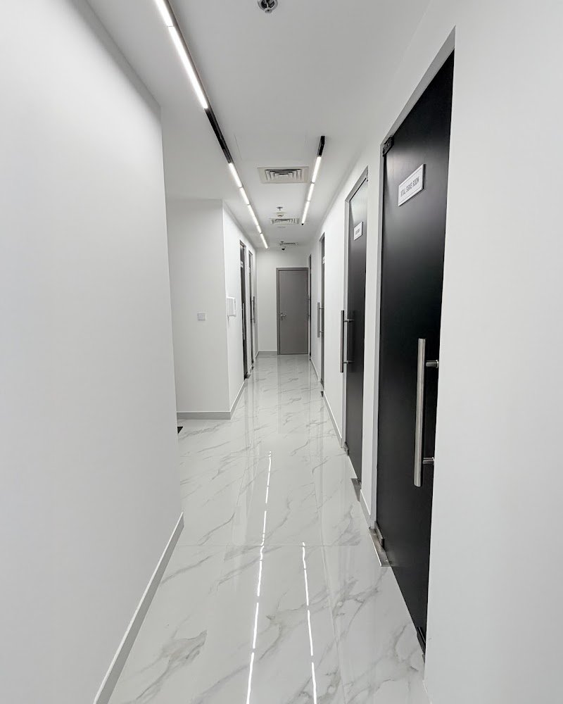 Elish Poly clinic L.L.C – BUSINESS BAY