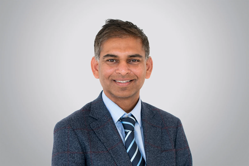 𝐃𝐫 𝐒𝐡𝐫𝐚𝐯𝐚𝐧 𝐊𝐮𝐦𝐚𝐫 𝐓𝐢𝐫𝐮𝐧𝐚𝐠𝐚𝐫𝐢