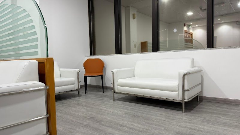 Dr Hatem Sabry Psychiatry Clinic (Persona ) عيادة الدكتور حاتم صبري للطب النفسي ( بيرسونا )