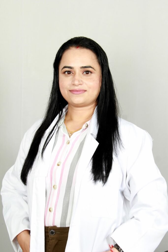 Dr. Madhuri Sharma – Dentist